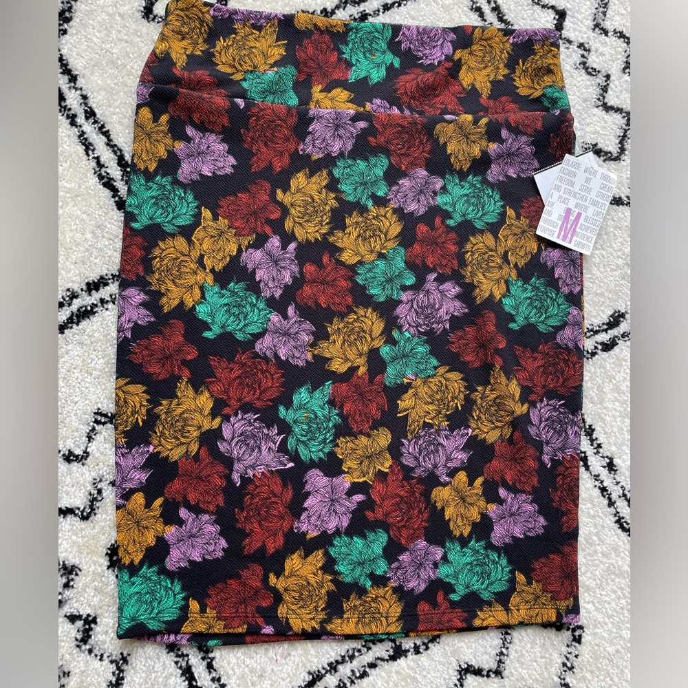 LulaRoe Cassie Pencil Skirt